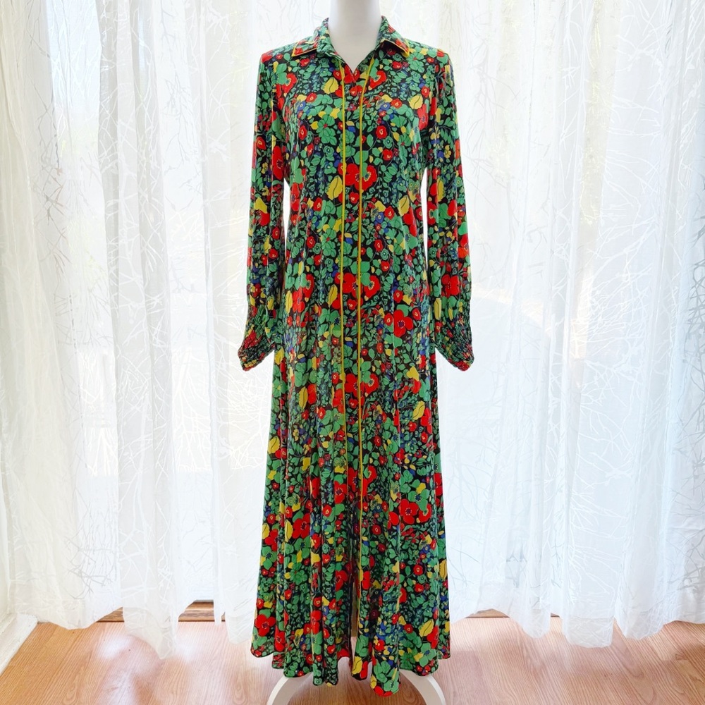 ALEXIS RED GREEN BLACK FLORAL PRINT COLLARED BUTTON UP HIROKA ROBE MAXI DRESS